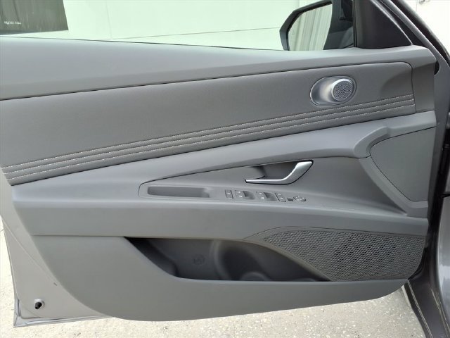 Used 2026 Hyundai Elantra Sport FWD image 20