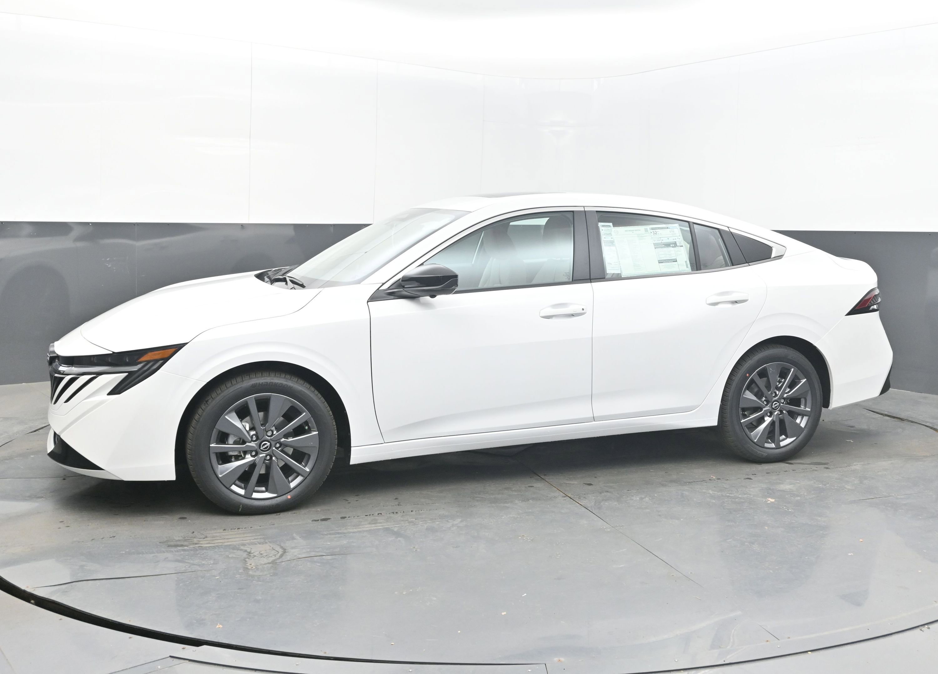 New 2026 Nissan Sentra SL FWD image 4