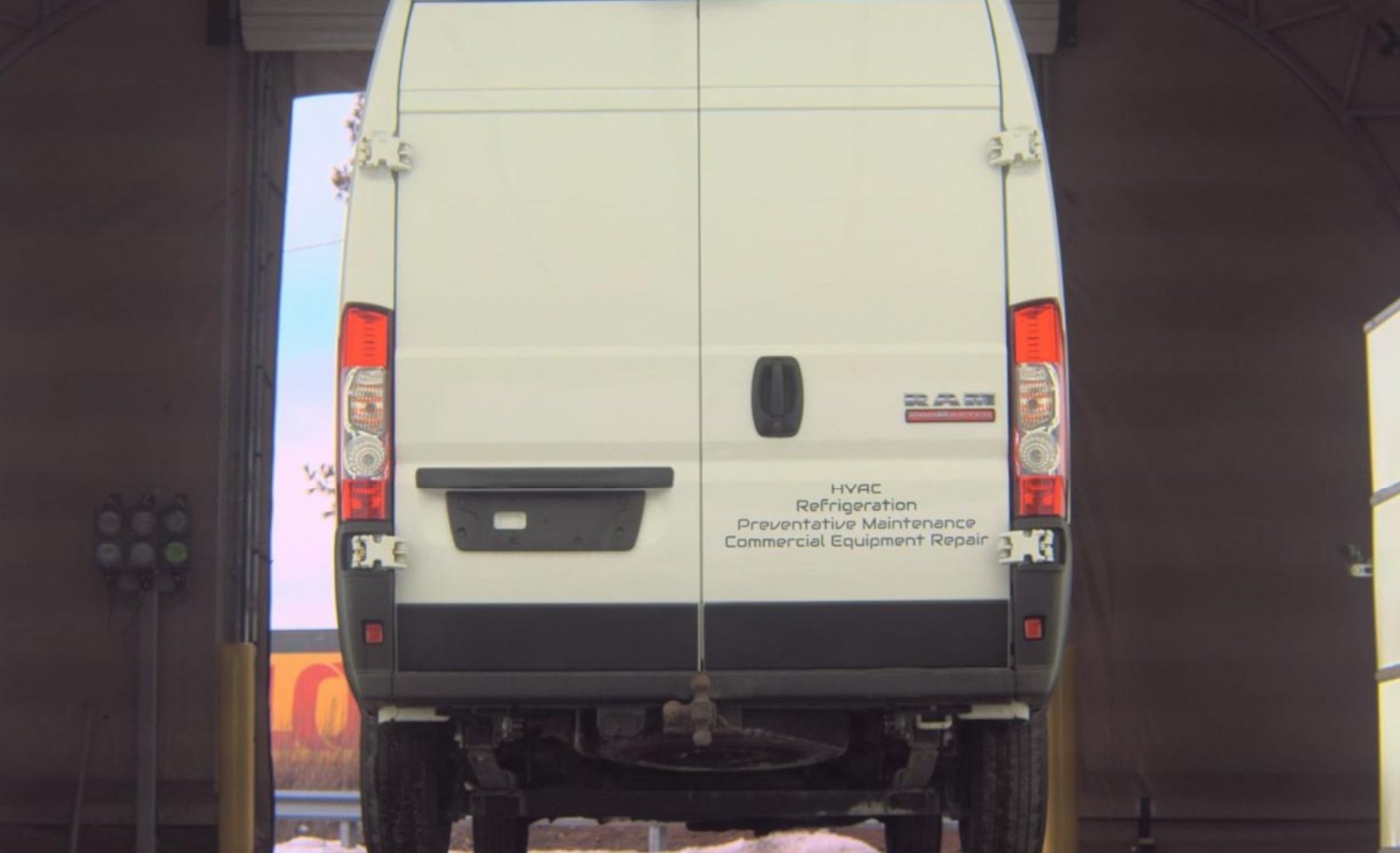 Used 2022 RAM ProMaster 2500 w/ Interior LED Lighting Group FWD image 7
