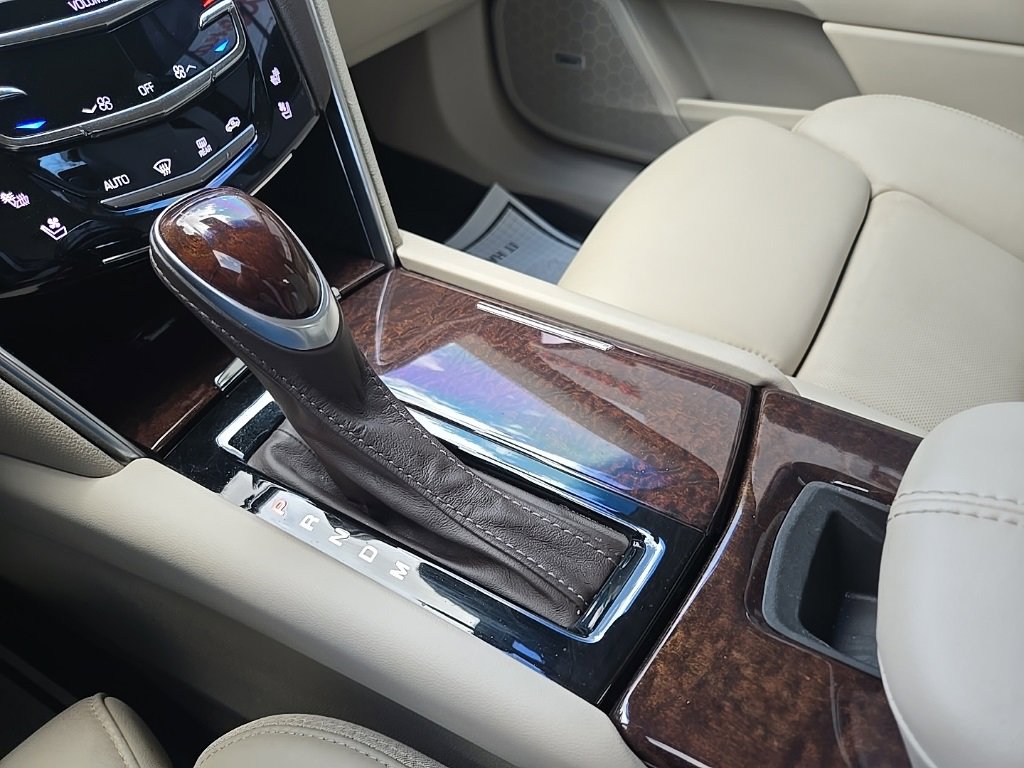 Used 2013 Cadillac XTS Luxury w/ Driver Awareness Package image 60