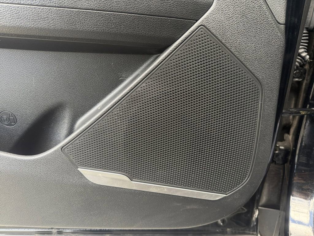 Used 2024 Kia Sportage EX image 11