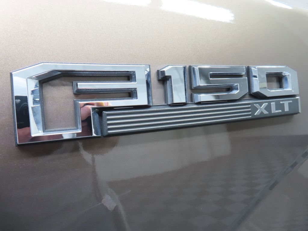 Used 2017 Ford F150 XLT AWD/4WD image 41