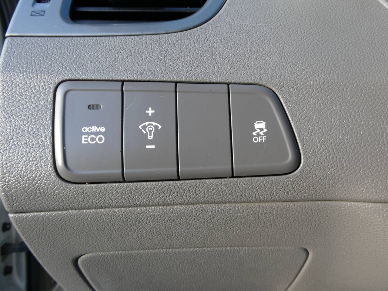 Used 2014 Hyundai Elantra SE w/ Option Group 02 FWD image 20