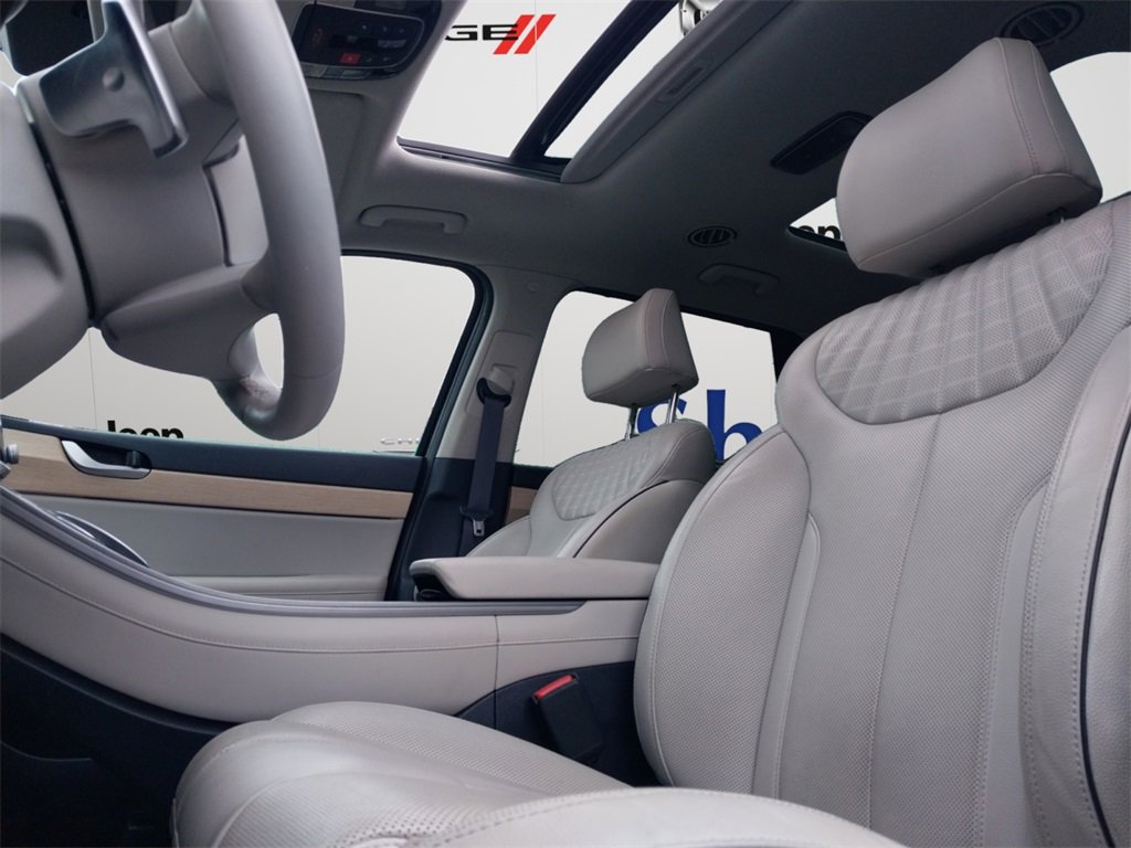 Used 2024 Hyundai Palisade Limited image 7