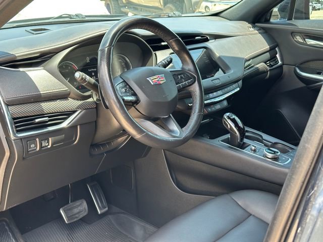 Used 2021 Cadillac XT4 Sport w/ Cold Weather Package image 8