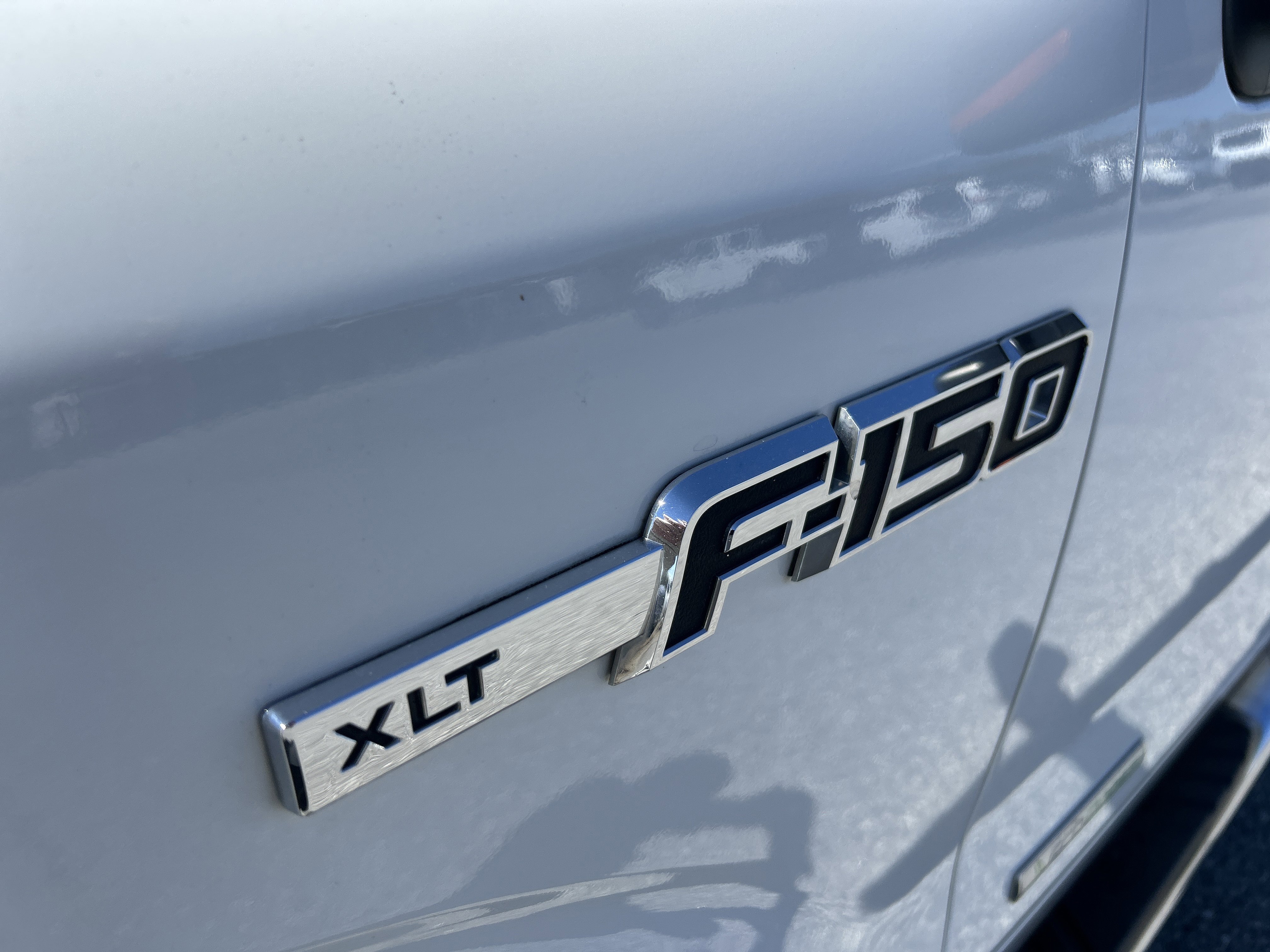 Used 2011 Ford F150 XLT w/ XLT Chrome Pkg image 15