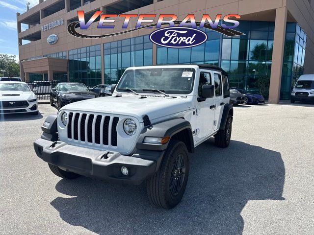 Used 2024 Jeep Wrangler Unlimited Sport AWD/4WD image 1