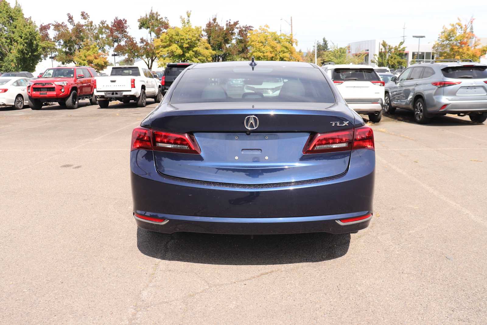 Used 2017 Acura TLX w/ Technology Package FWD image 6