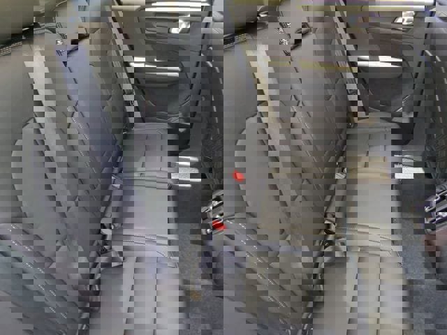 Certified 2025 Volvo XC40 B5 Plus w/ Climate Package image 14