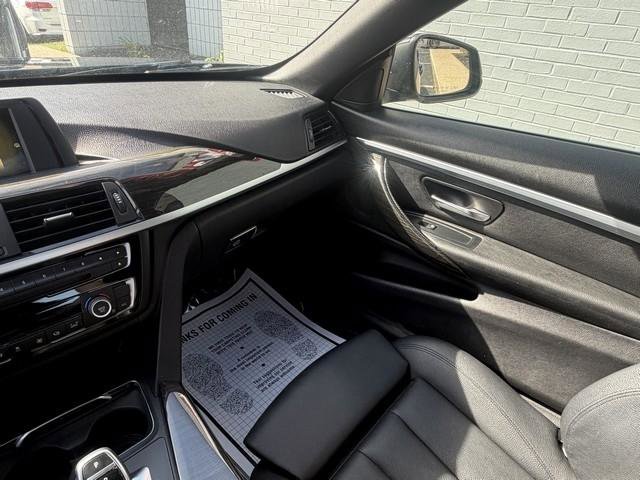 Used 2017 BMW 430i Convertible image 19