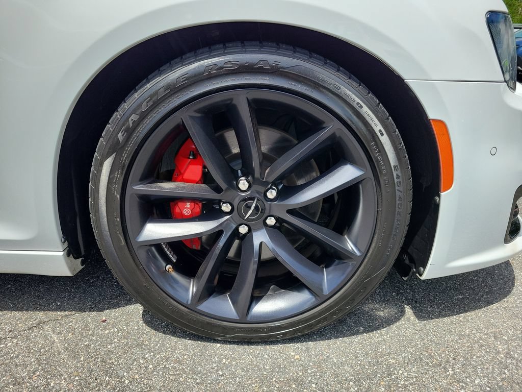 Used 2023 Chrysler 300 C RWD image 6
