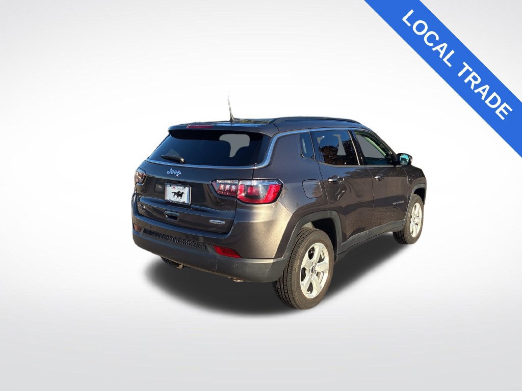 Used 2018 Jeep Compass Latitude w/ Popular Equipment Group AWD/4WD image 4