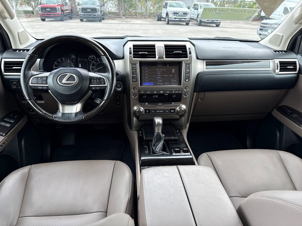 Used 2020 Lexus GX 460 Premium w/ Premium Package AWD/4WD image 5