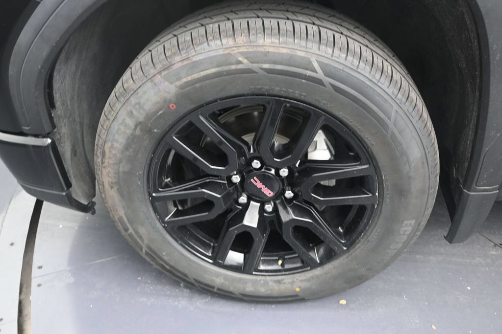 Used 2023 GMC Sierra 1500 Elevation RWD image 9