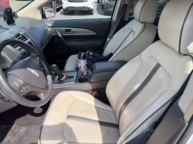 Used 2014 Lincoln MKX AWD w/ Equipment Group 102A image 7