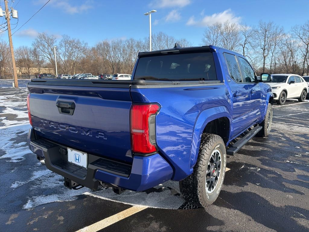 Used 2025 Toyota Tacoma SR5 image 5