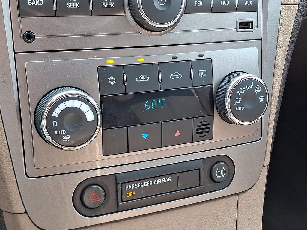 Used 2011 Chevrolet Malibu LTZ FWD image 17