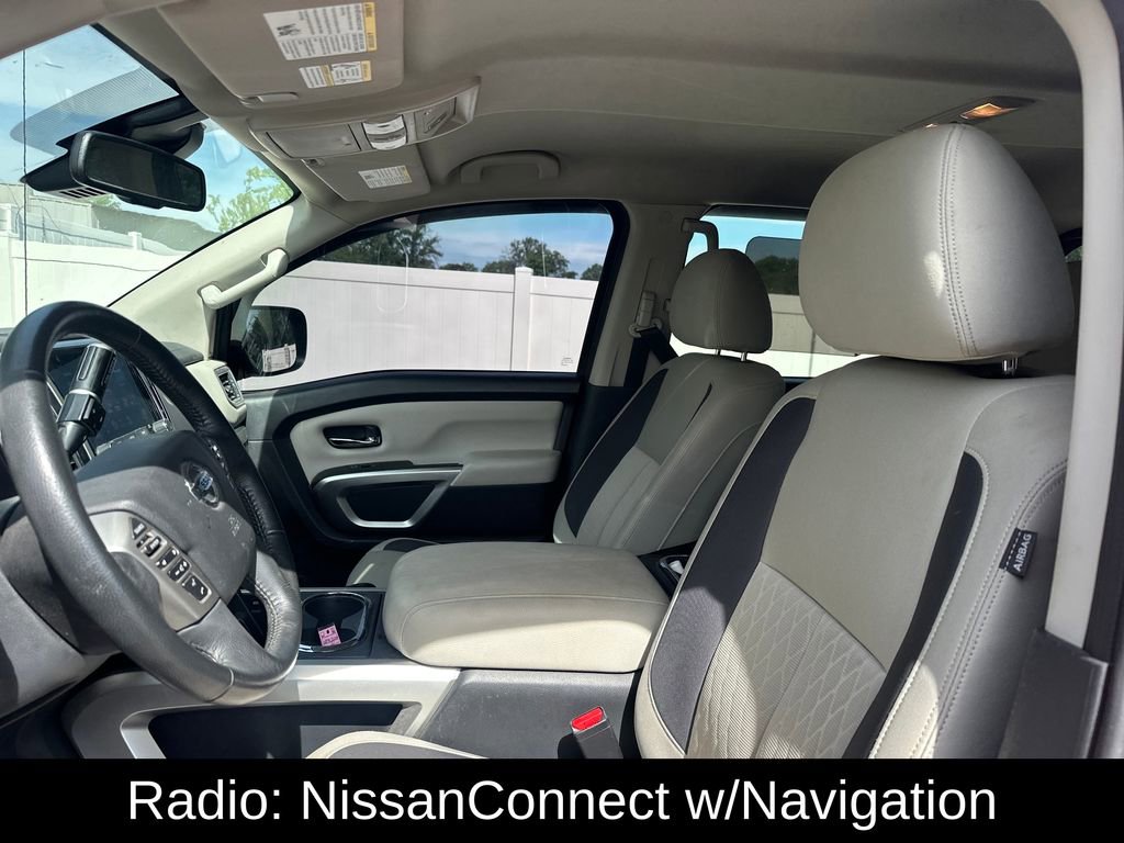 Used 2021 Nissan Titan SV w/ SV Convenience Package AWD/4WD image 8