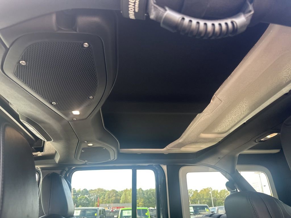 Used 2024 Jeep Wrangler Unlimited Rubicon image 27