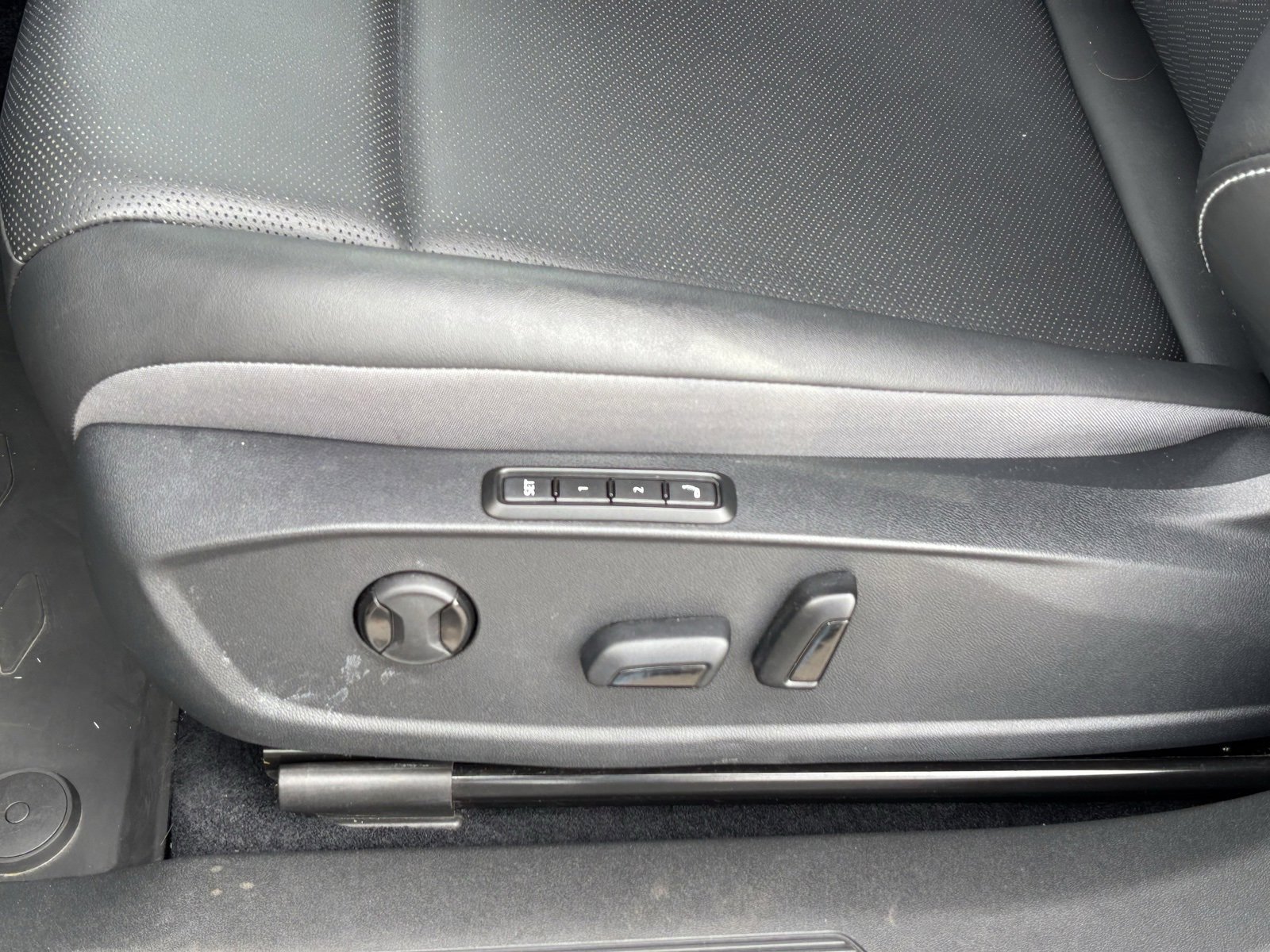 Used 2023 Volkswagen ID.4 Pro S image 18