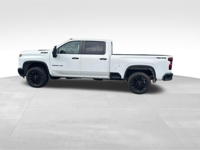Used 2025 Chevrolet Silverado 2500 Custom w/ Custom Value Package AWD/4WD image 10