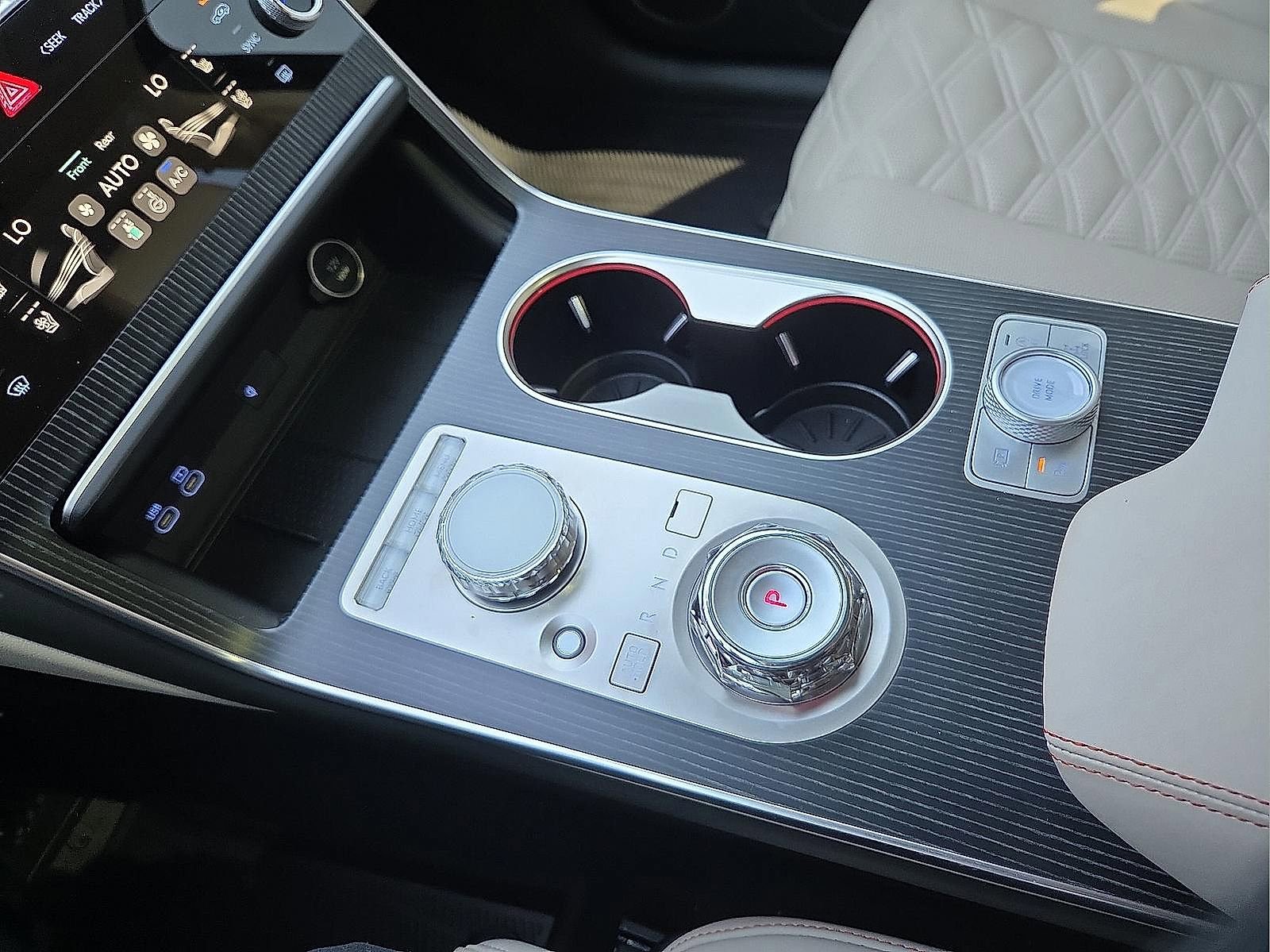 Used 2025 Genesis GV80 3.5T image 25