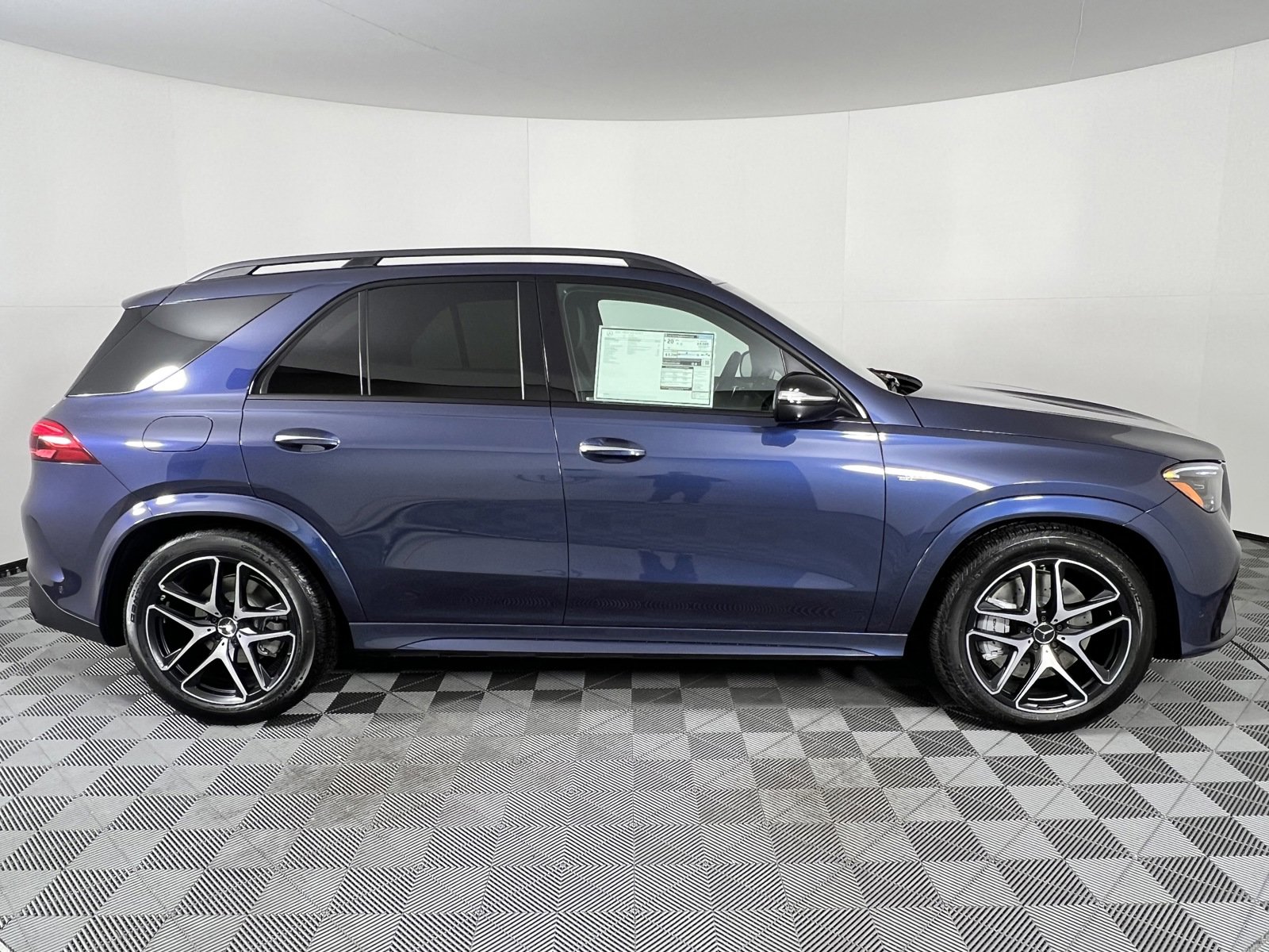 New 2025 Mercedes-Benz GLE 53 AMG 4MATIC image 15