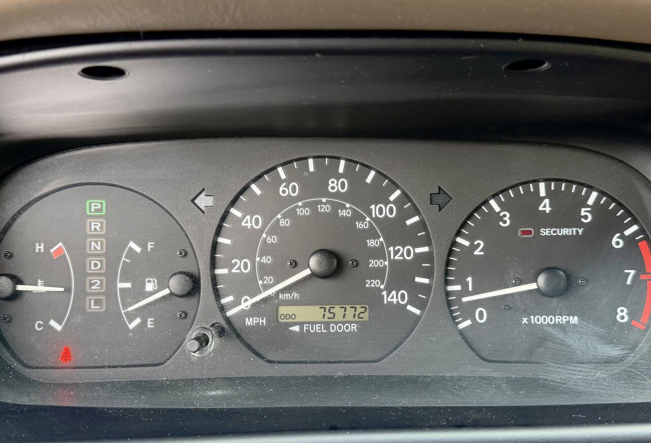 Used 2000 Toyota Camry XLE FWD image 21