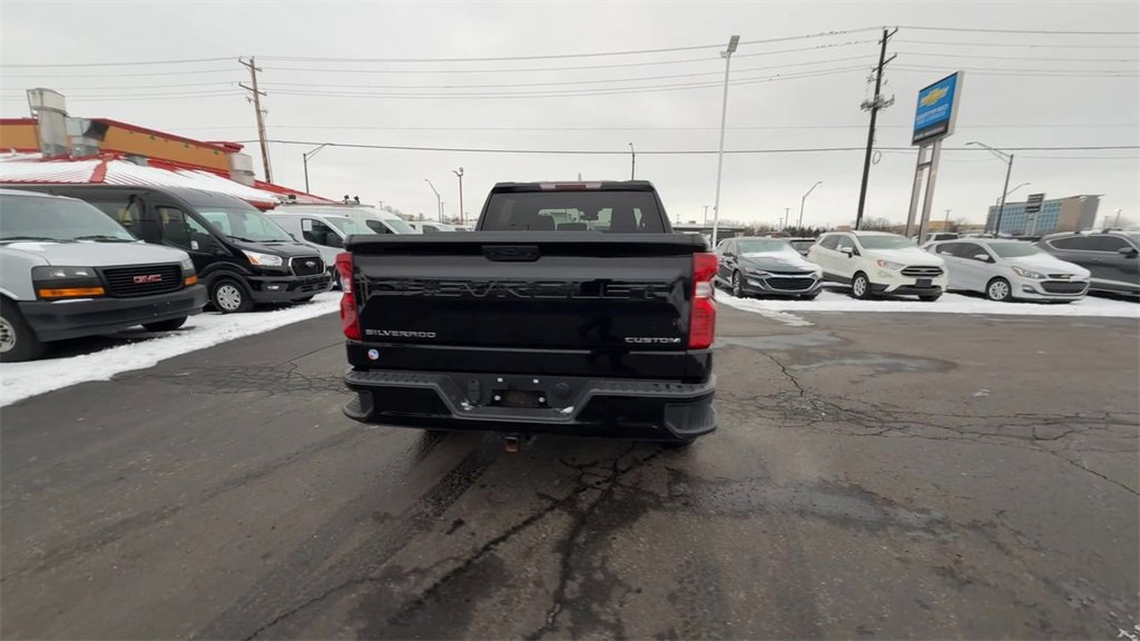 Used 2022 Chevrolet Silverado 1500 Custom image 7