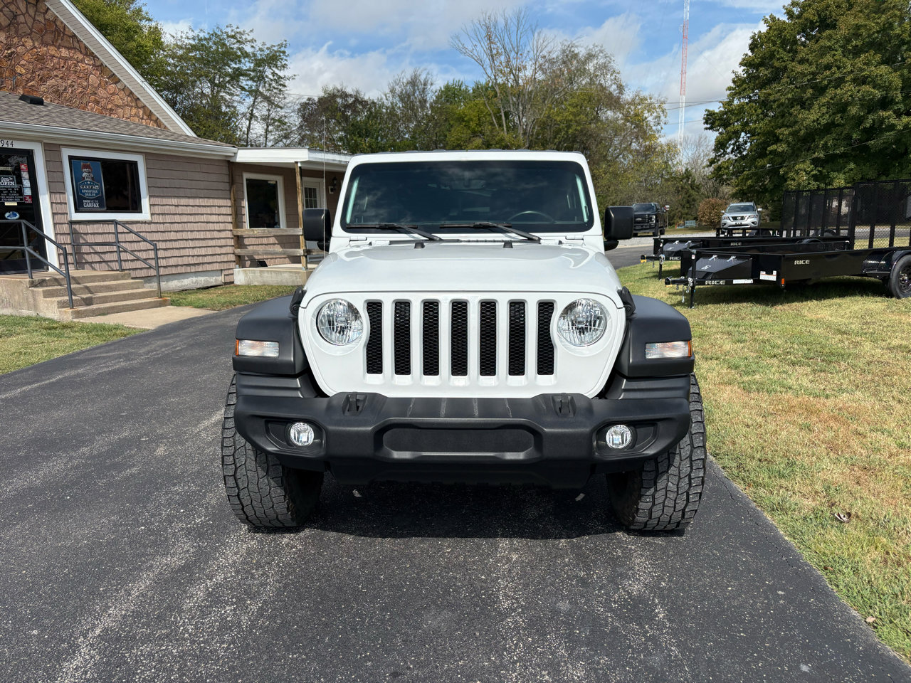 Used 2022 Jeep Wrangler Sport image 8