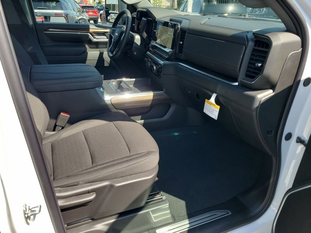 New 2026 Chevrolet Silverado 2500 LT w/ All Star Edition AWD/4WD image 17