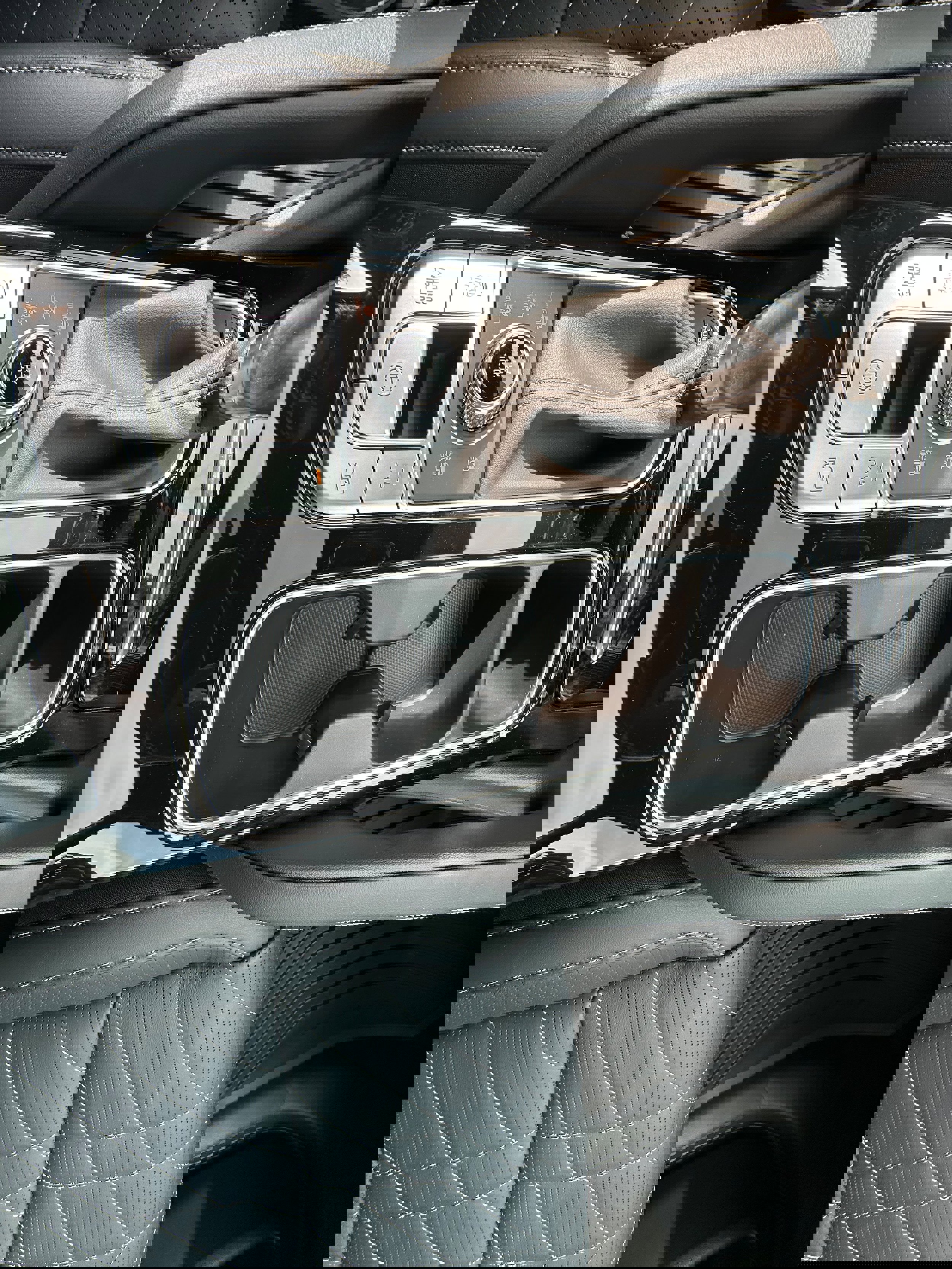 New 2025 Kia Telluride SX Prestige X-Line image 28