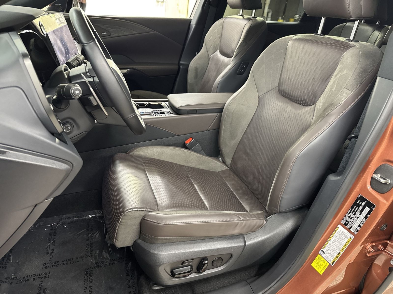 Used 2025 Lexus RX 450h AWD w/ Convenience Package image 25