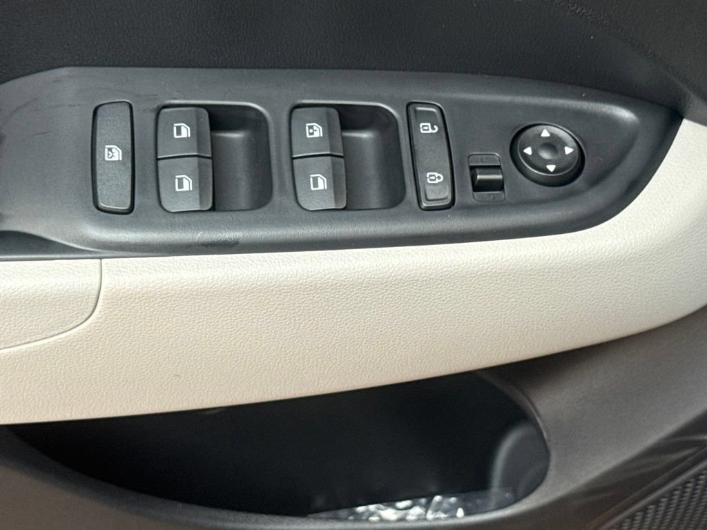 New 2026 Hyundai Venue SEL FWD image 22