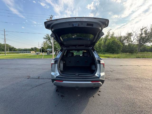 New 2026 Chevrolet Equinox LT w/ Convenience Package II image 33