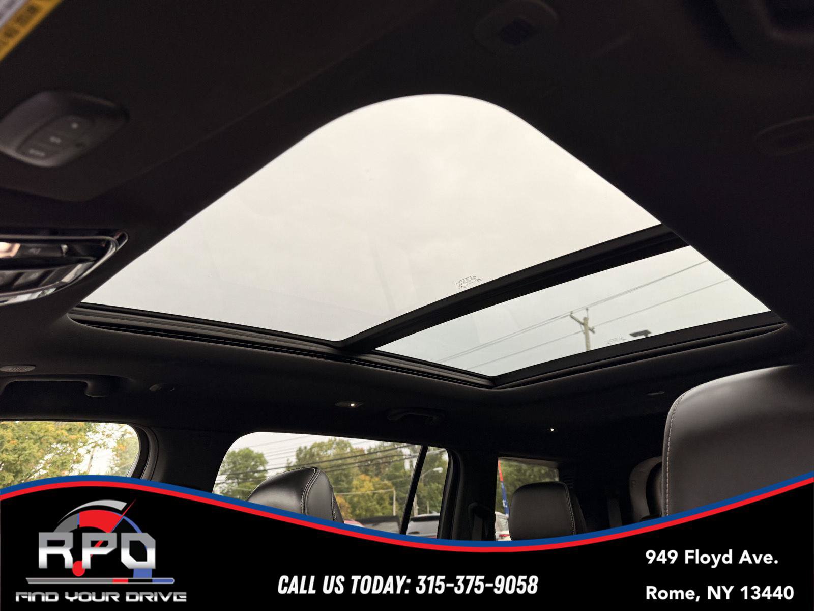 Used 2022 Jeep Grand Cherokee L Overland AWD/4WD image 14