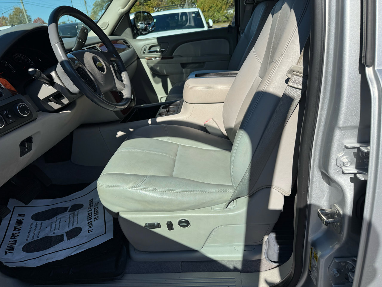 Used 2014 Chevrolet Silverado 2500 LTZ image 10