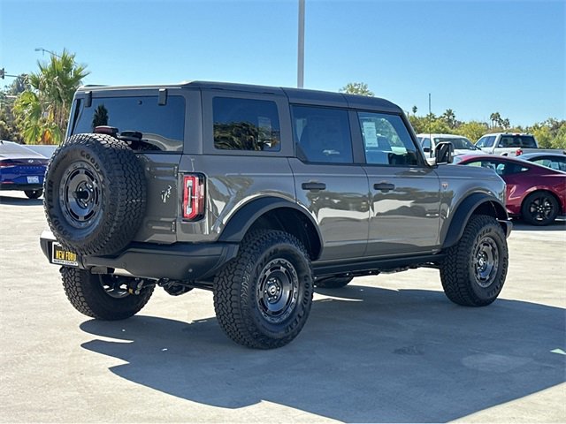 New 2025 Ford Bronco Badlands image 6