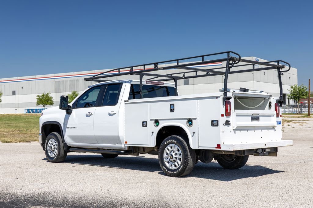 Used 2022 Chevrolet Silverado 2500 LT w/ Convenience Package image 5