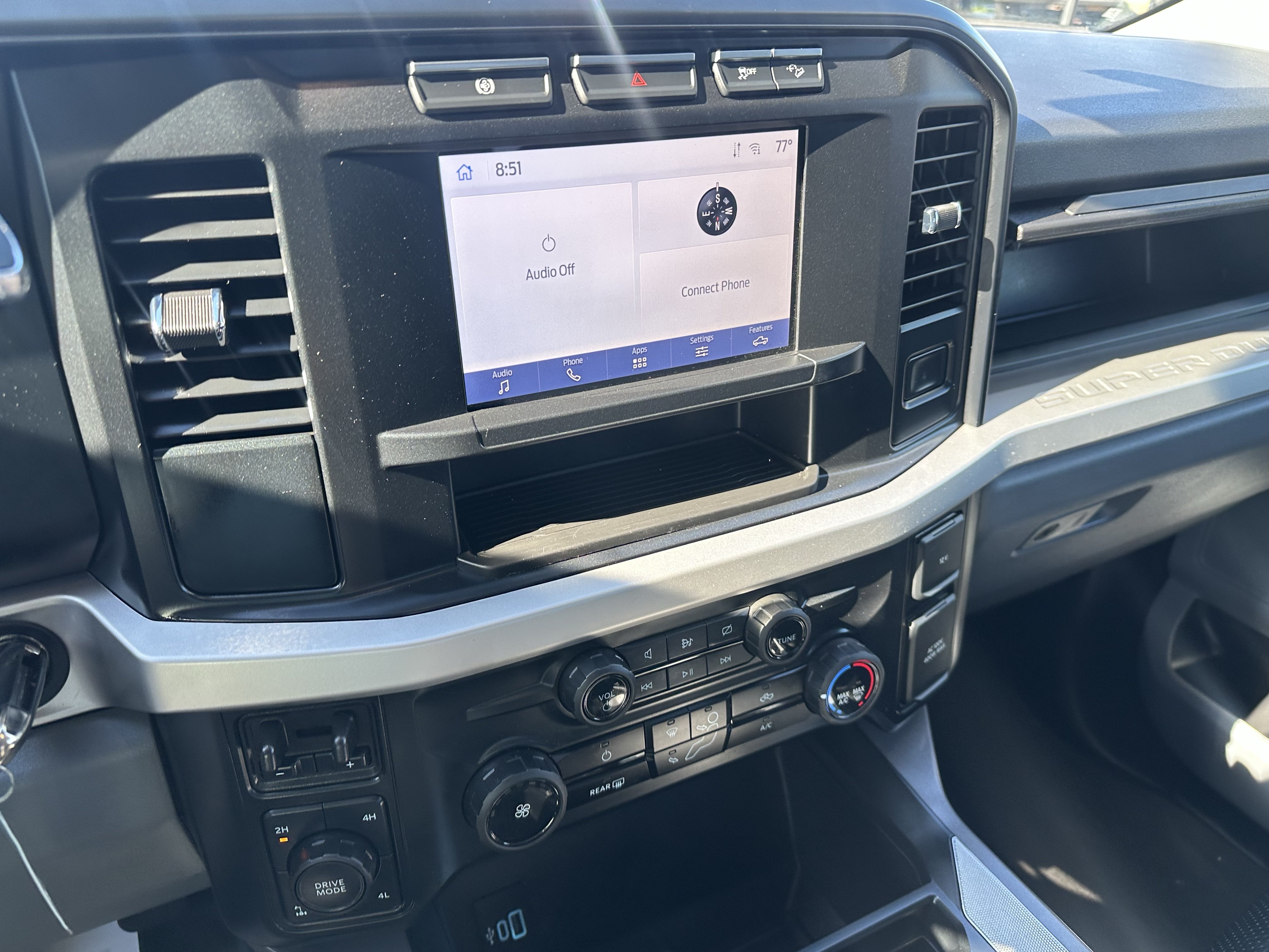 Used 2024 Ford F250 XLT w/ FX4 Off-Road Package AWD/4WD image 15