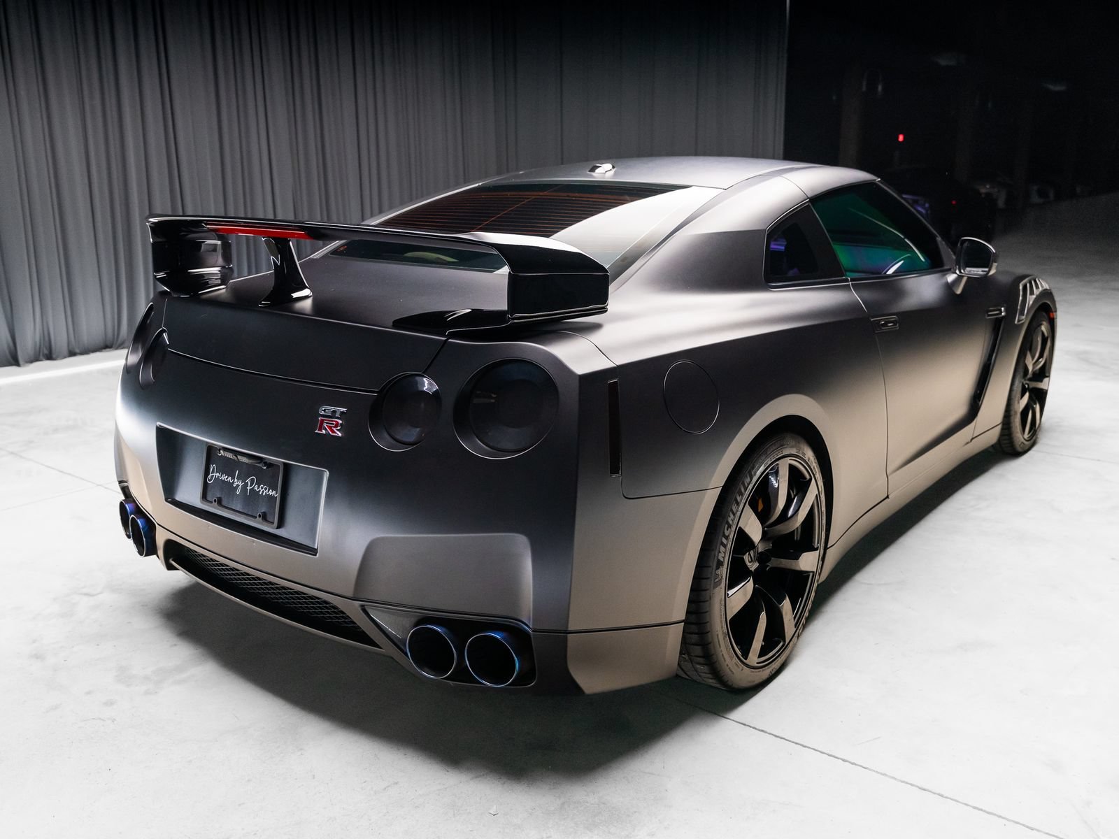 Used 2009 Nissan GT-R Premium AWD/4WD image 30