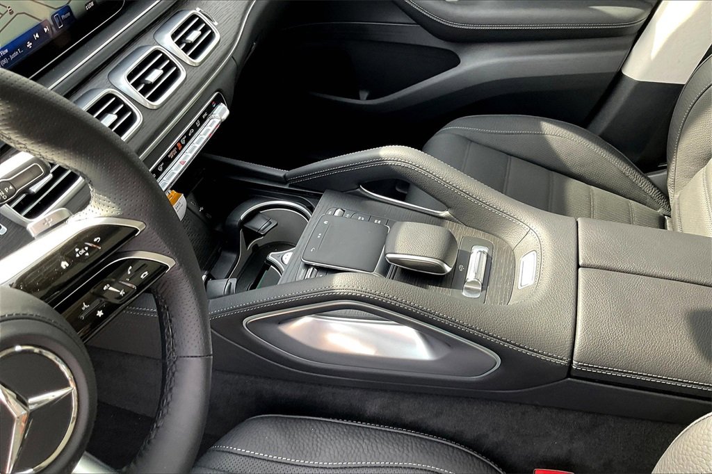 New 2026 Mercedes-Benz GLS 450 4MATIC image 8