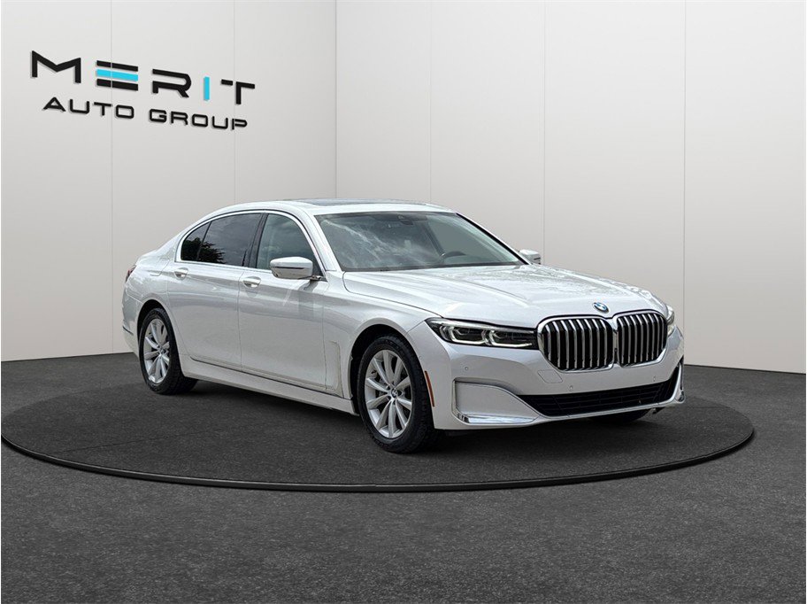Used 2021 BMW 740i RWD image 1