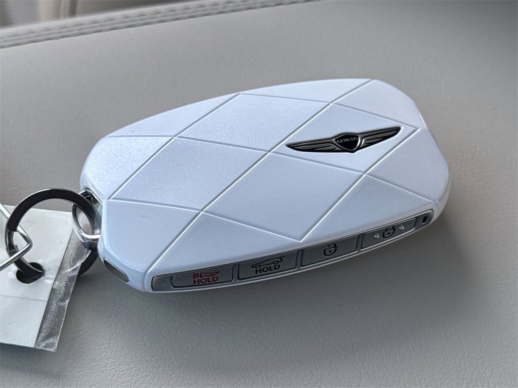 Used 2026 Genesis GV70 2.5T Select image 31