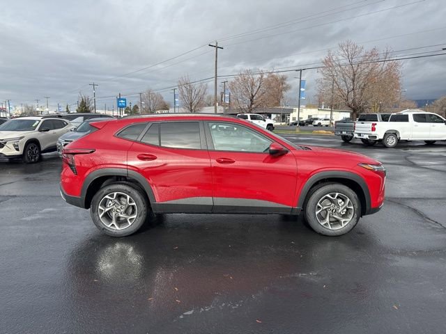 New 2026 Chevrolet Trax LT w/ Driver Confidence Package image 8