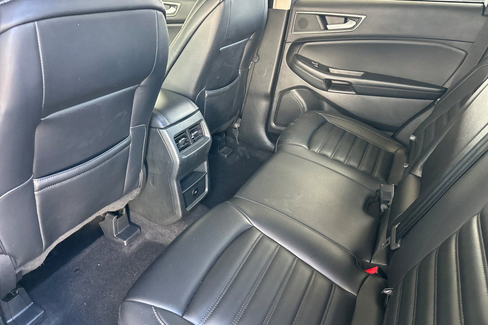 Used 2024 Ford Edge SEL image 14