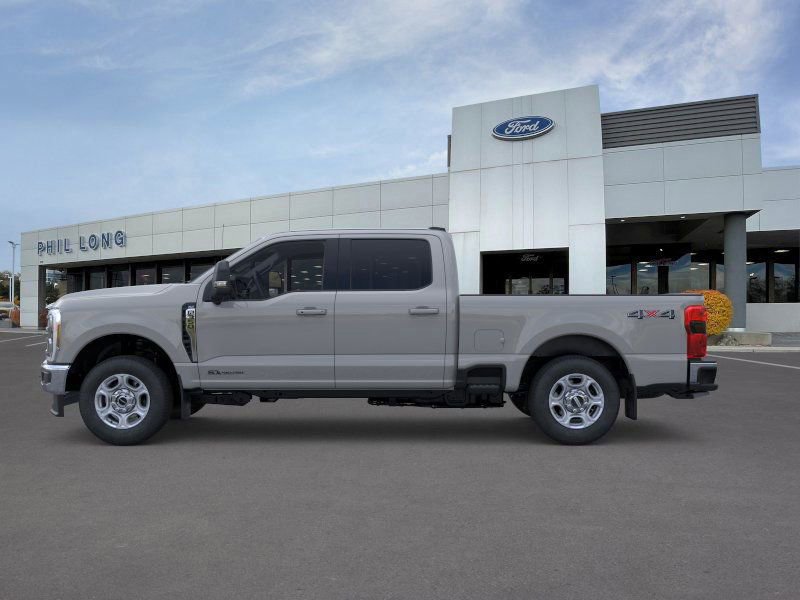 New 2026 Ford F350 XLT w/ XLT Premium Package AWD/4WD image 3