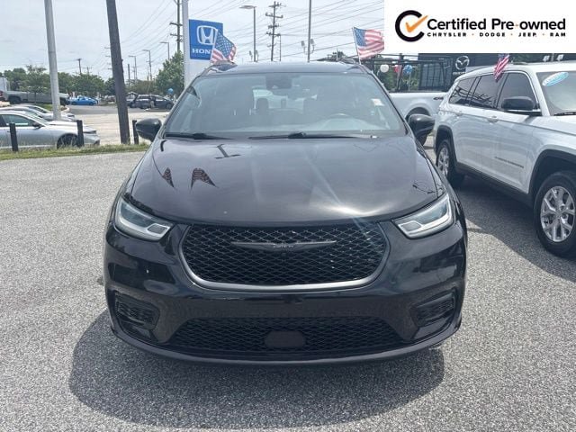 Used 2021 Chrysler Pacifica Touring w/ S Appearance Package FWD image 5