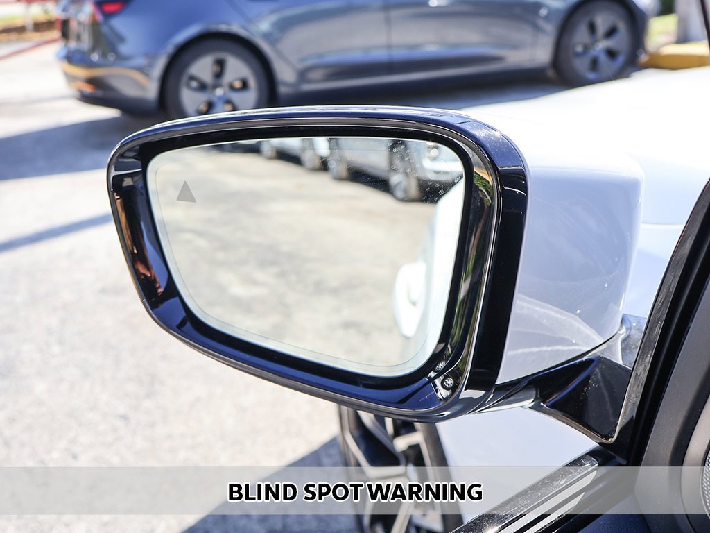 Used 2023 BMW 540i w/ M Sport Package image 6