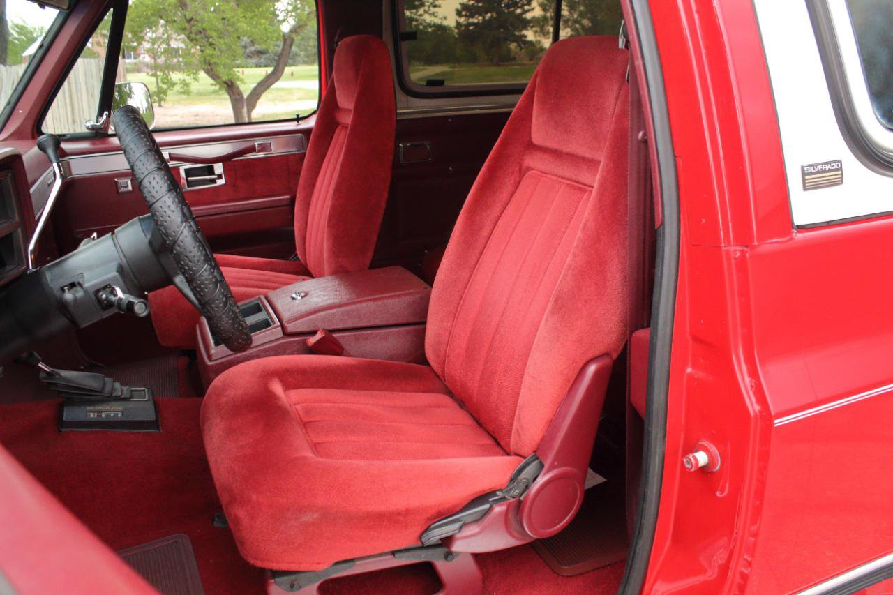 Used 1991 Chevrolet Blazer 4WD image 7